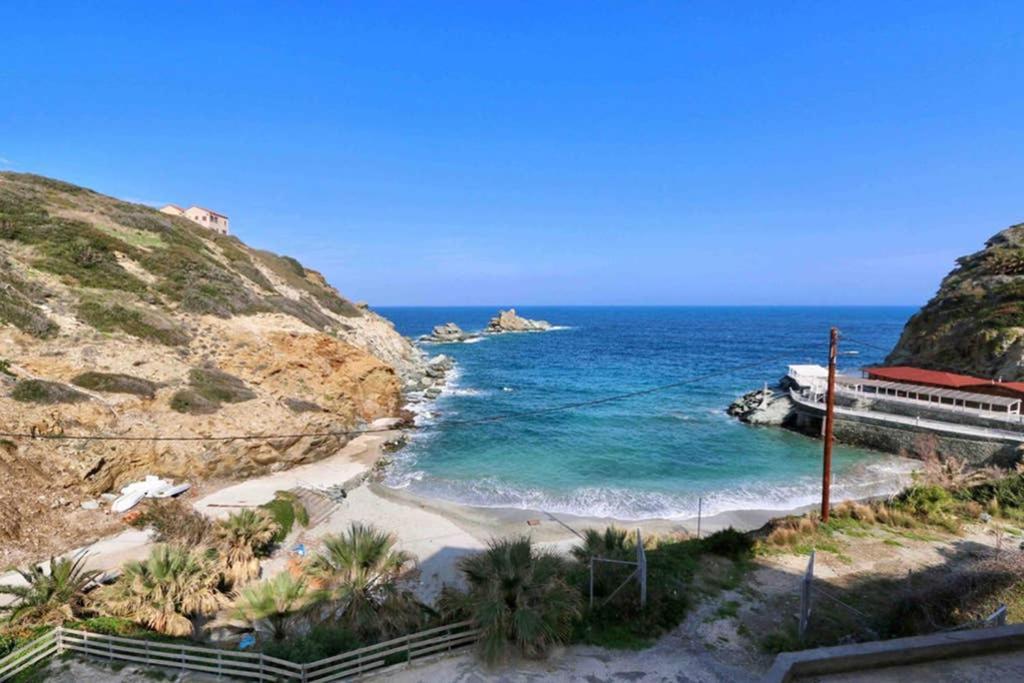Eleni Sea View Luxury Apartment In Mades Ligaria  Exterior photo