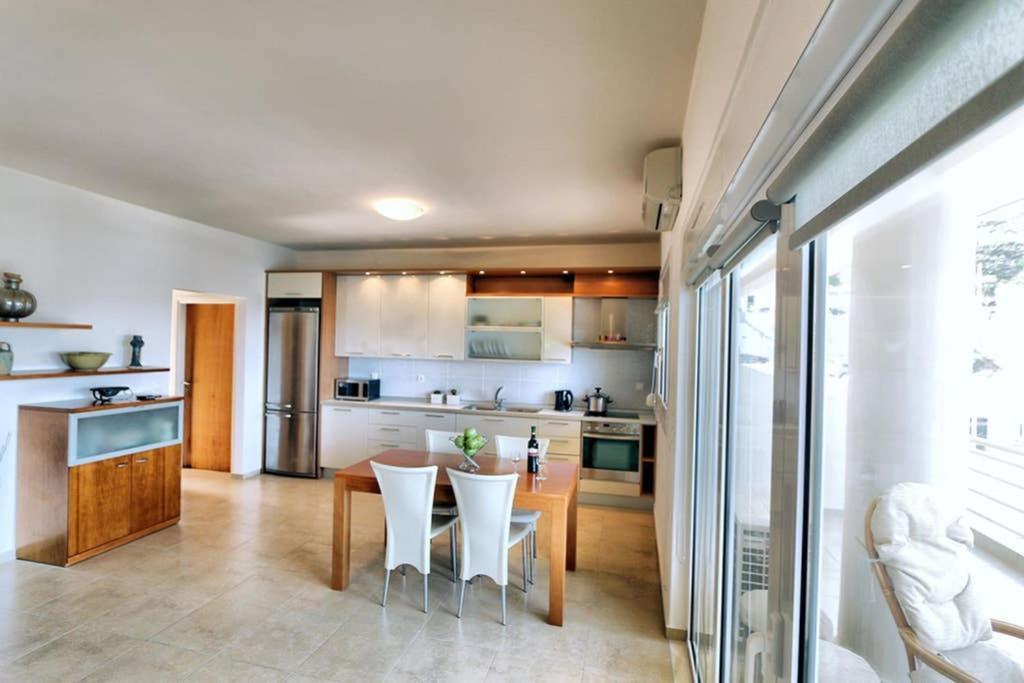 Eleni Sea View Luxury Apartment In Mades Ligaria  Exterior photo